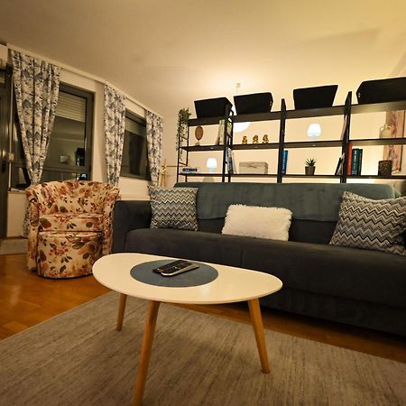 L&B Studio Apartment Priştine Dış mekan fotoğraf