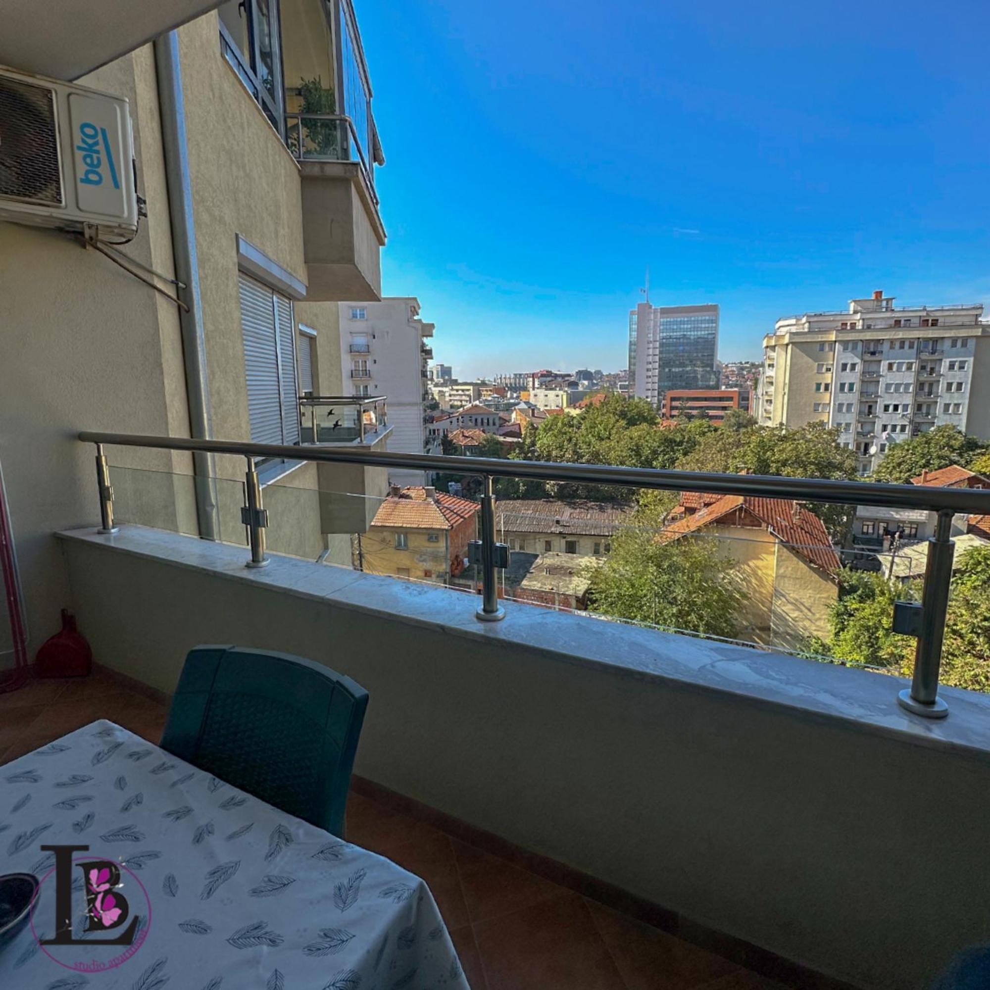 L&B Studio Apartment Priştine Dış mekan fotoğraf