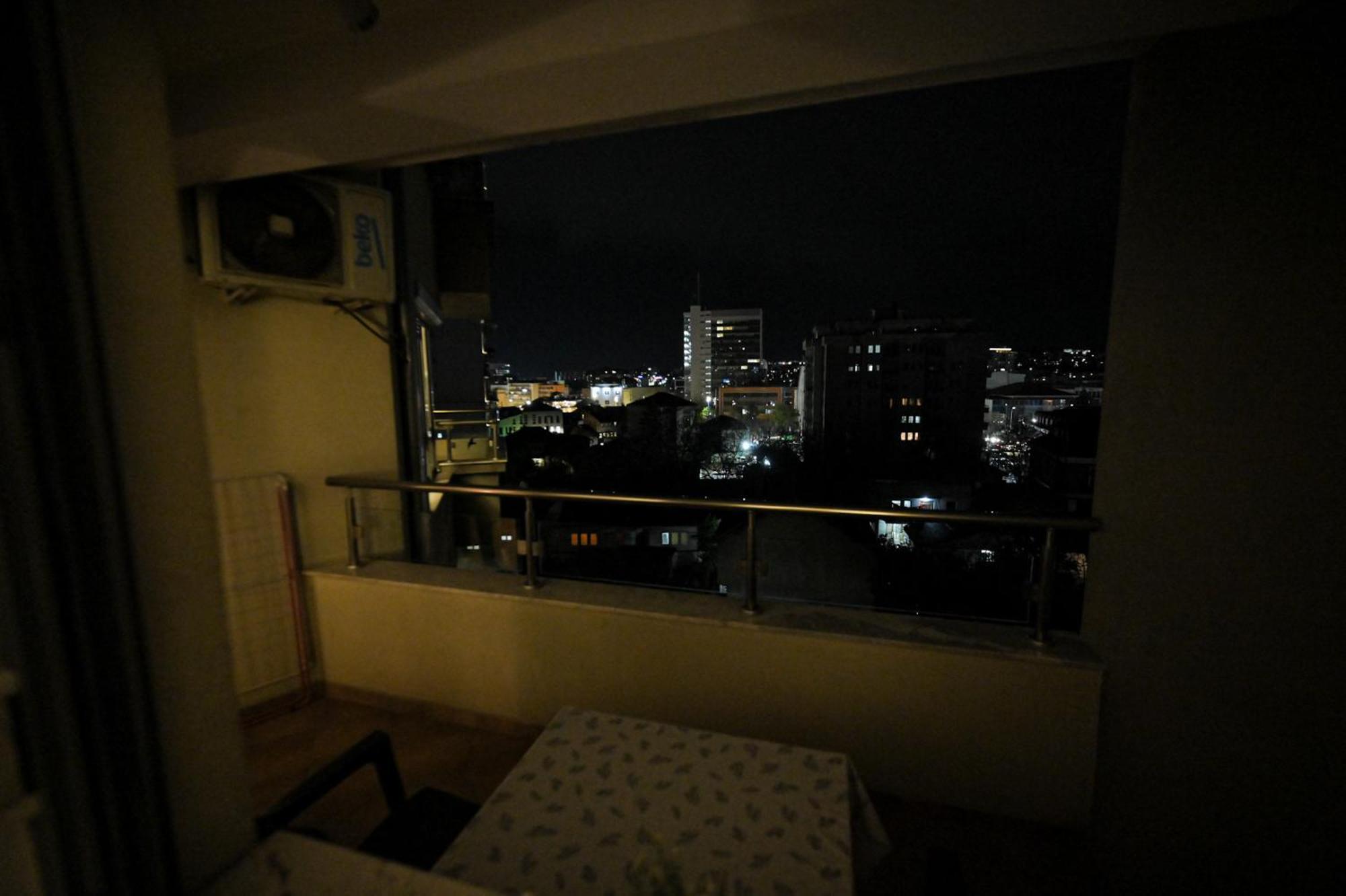 L&B Studio Apartment Priştine Dış mekan fotoğraf
